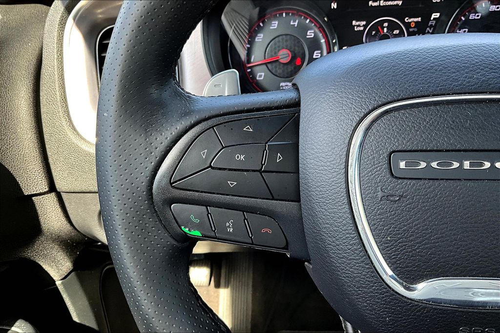 2019 Dodge Charger R/T photo 25