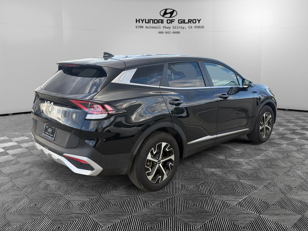 2024 Kia Sportage EX photo 3