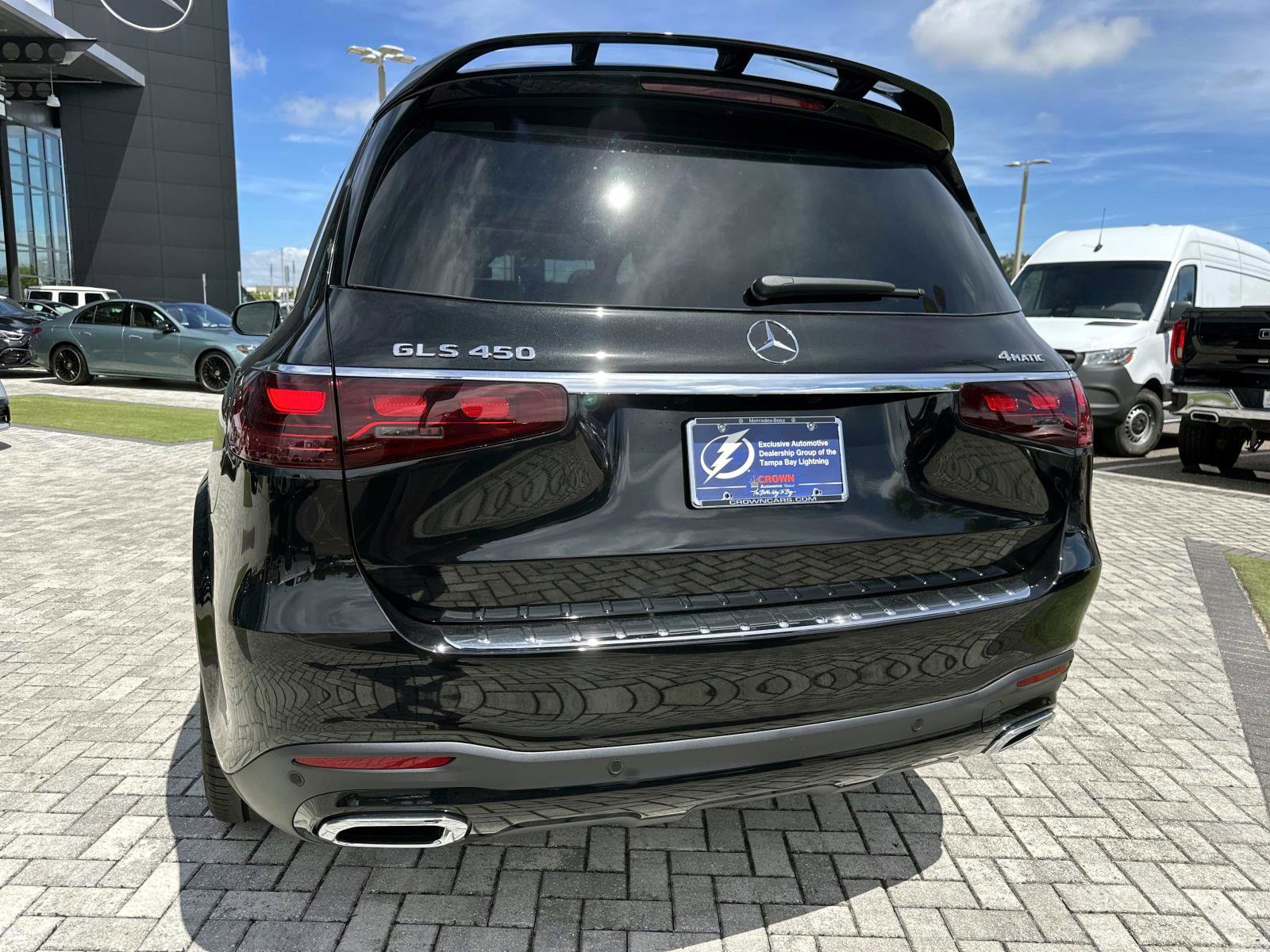 2026 Mercedes Benz GLS 450 4MATIC photo 7