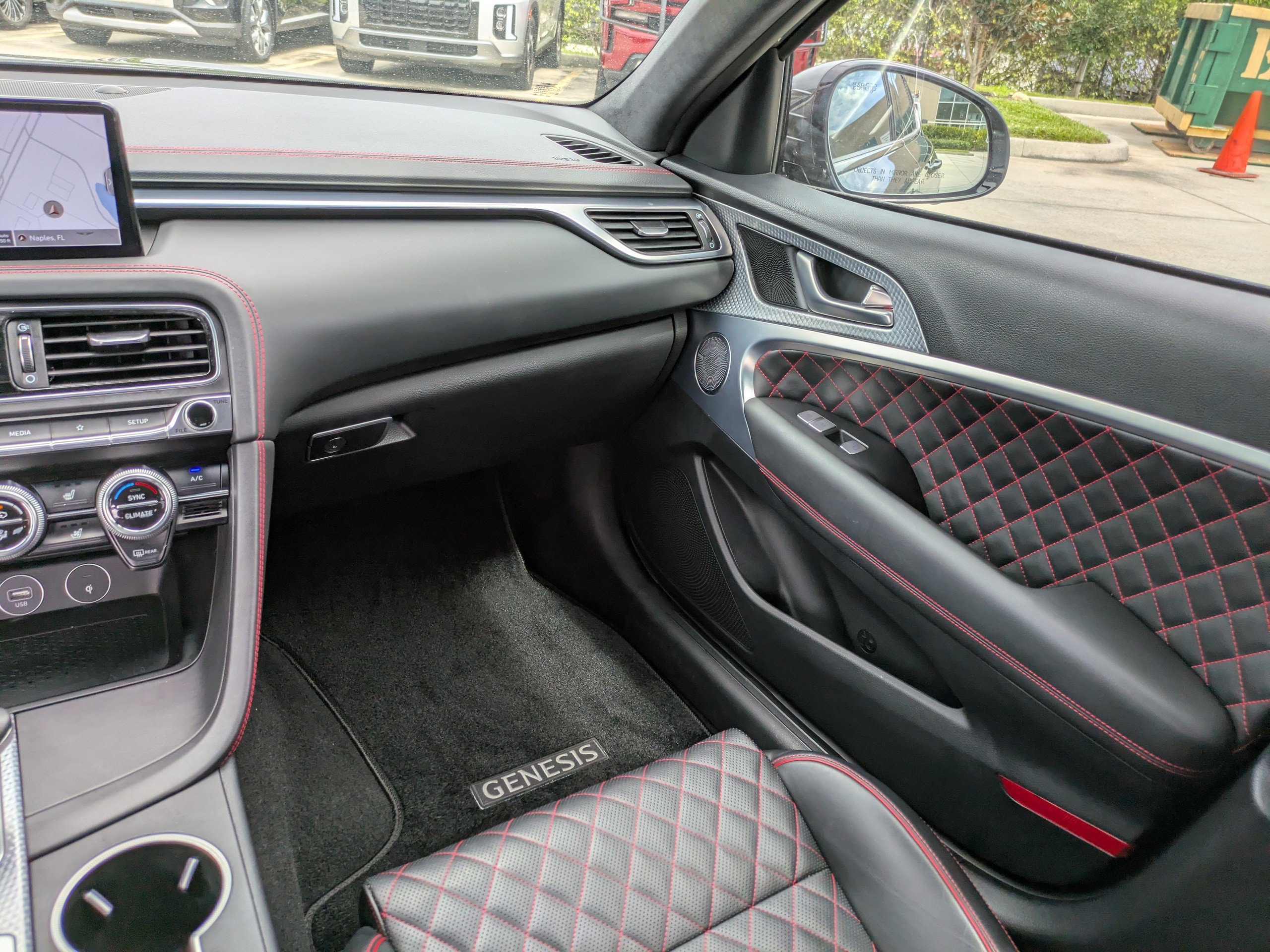 2022 Genesis G70 3.3T photo 13