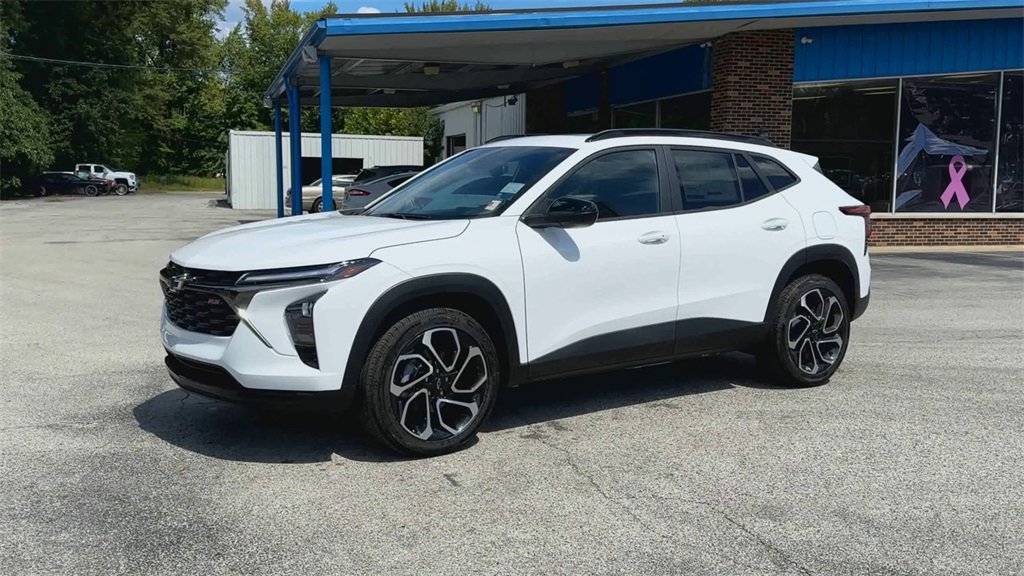 2025 Chevrolet Trax photo 5