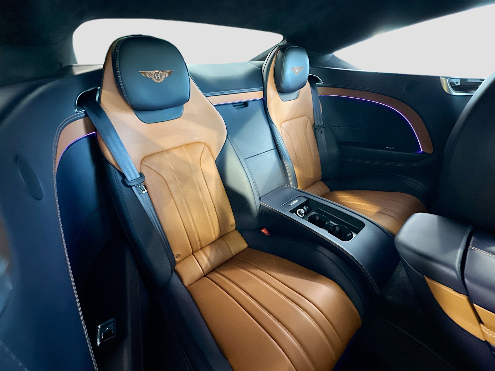 2022 Bentley Continental GT V8 photo 25