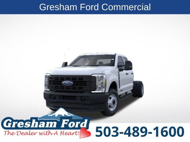 2026 Ford F-350 photo 2