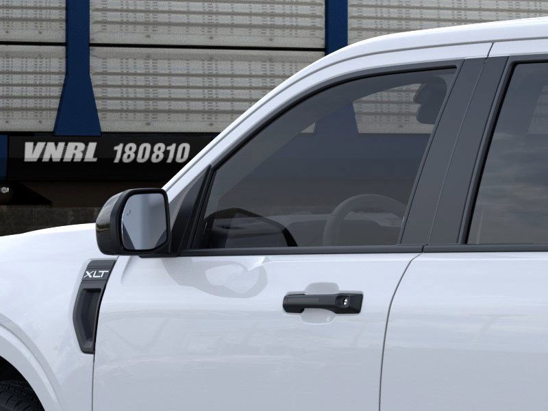 2025 Ford Maverick XLT photo 17