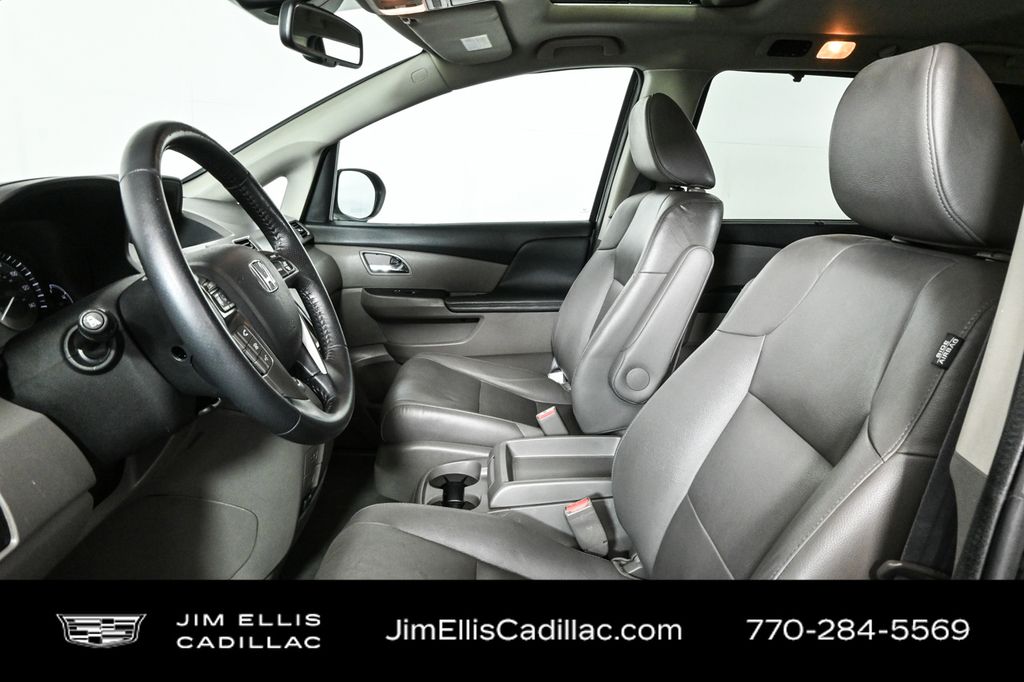 2016 Honda Odyssey EX-L photo 5