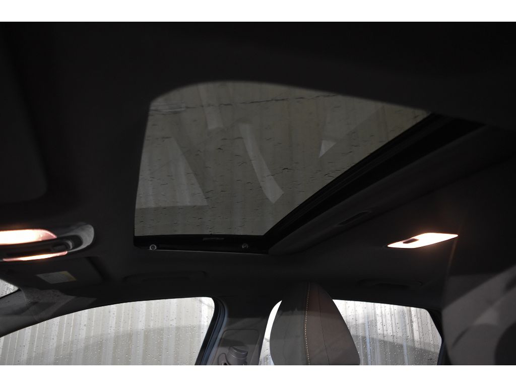 2024 Hyundai Elantra SEL Convenience photo 19