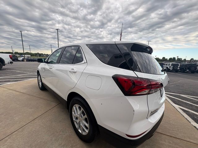 2022 Chevrolet Equinox LT photo 4