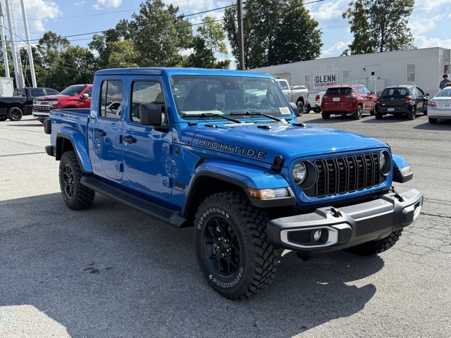 2025 Jeep Gladiator Sport photo 2