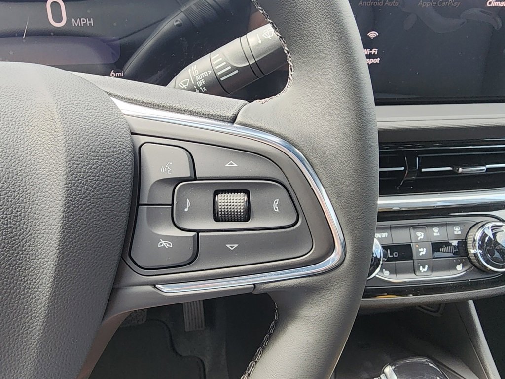 2025 Buick Envista ST photo 18