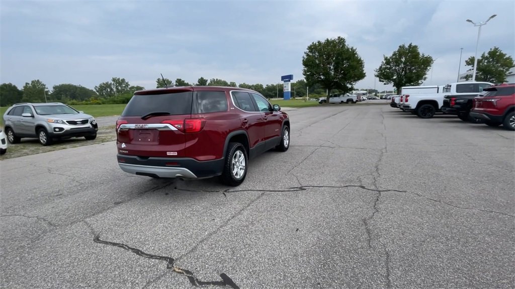 2017 Gmc Acadia SLE photo 7