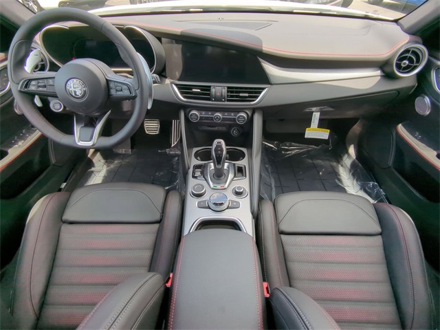 2025 Alfa Romeo Giulia SPRINT photo 22