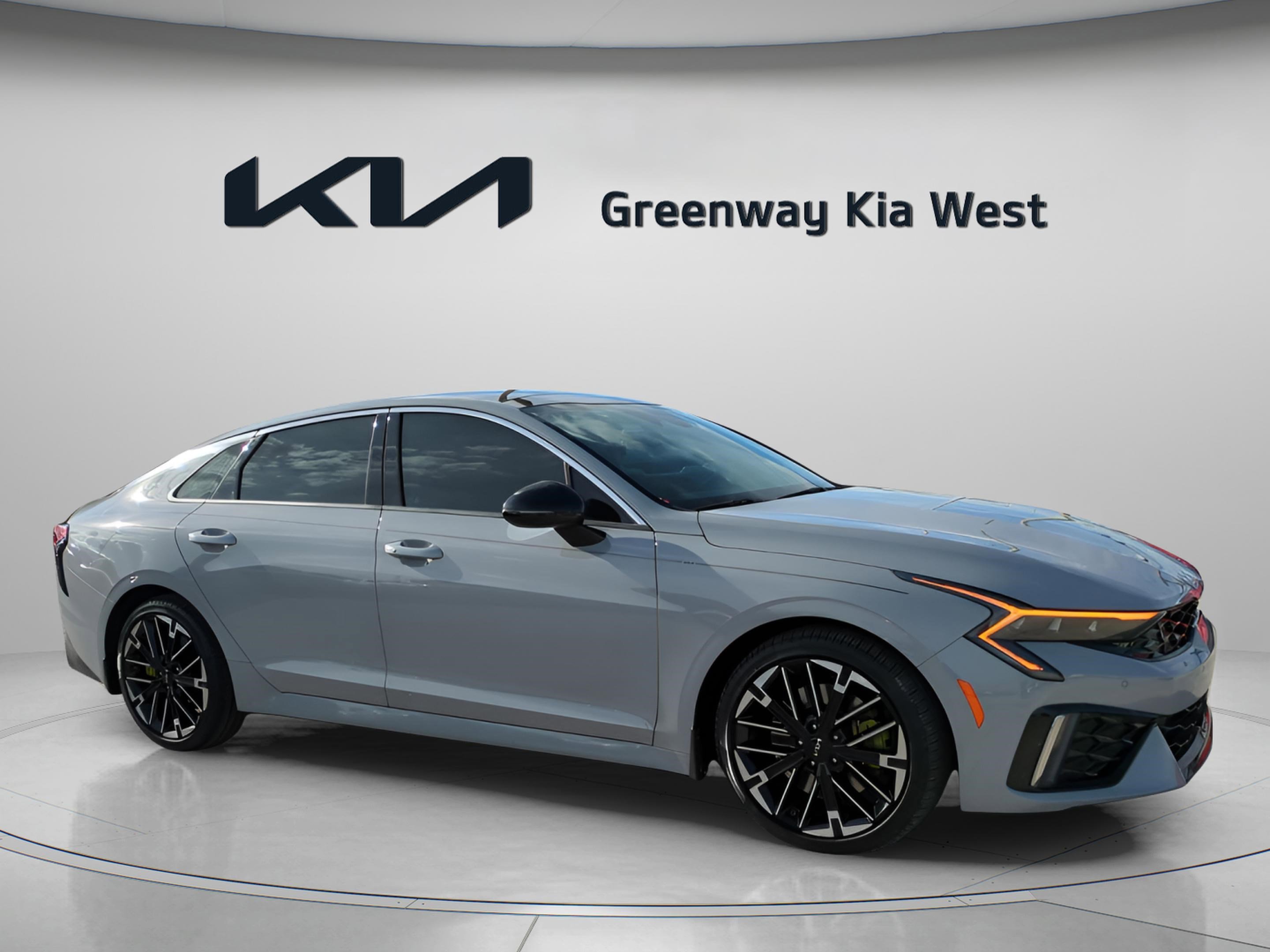 2025 Kia K5 GT's photo