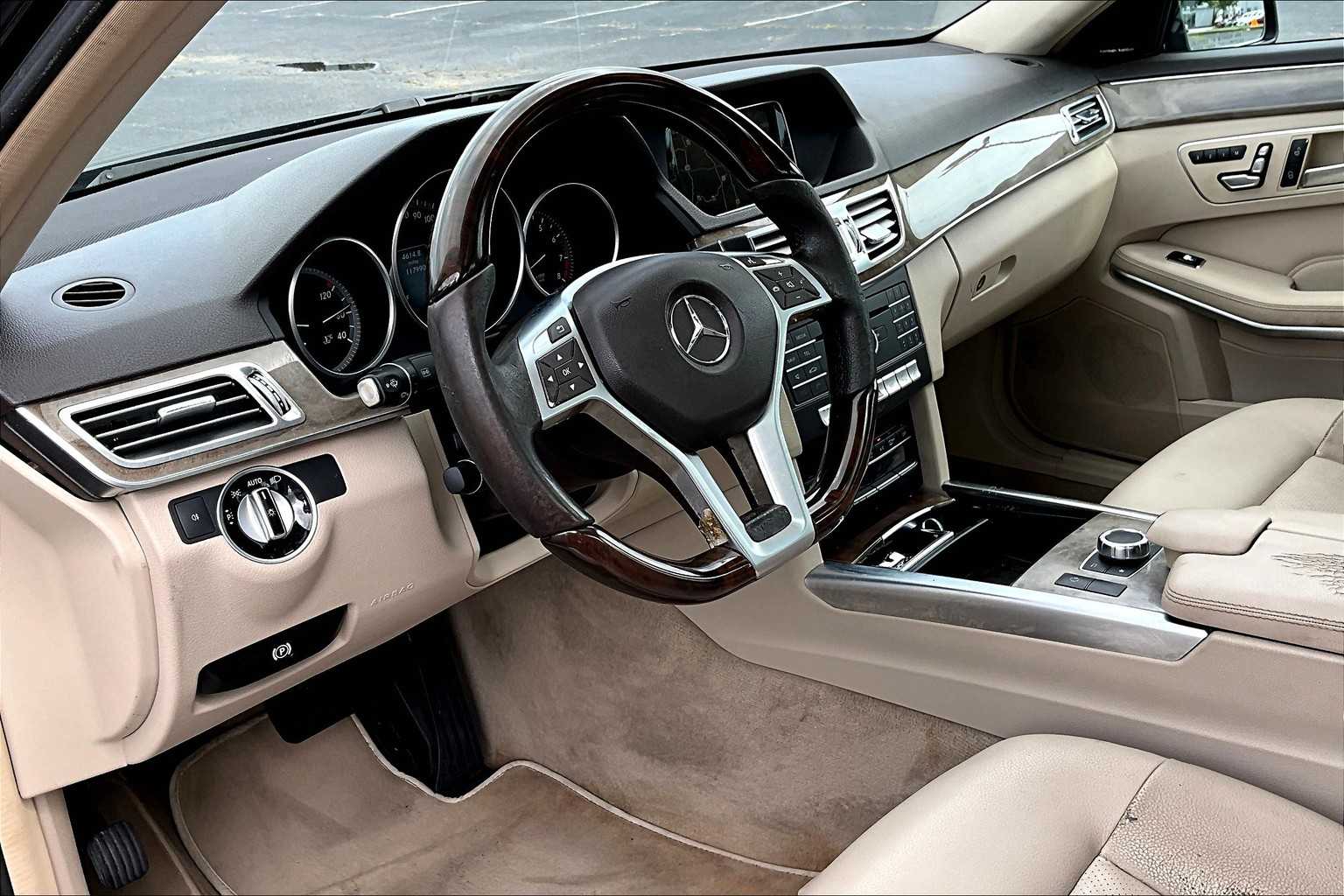 2016 Mercedes Benz E 350 photo 14