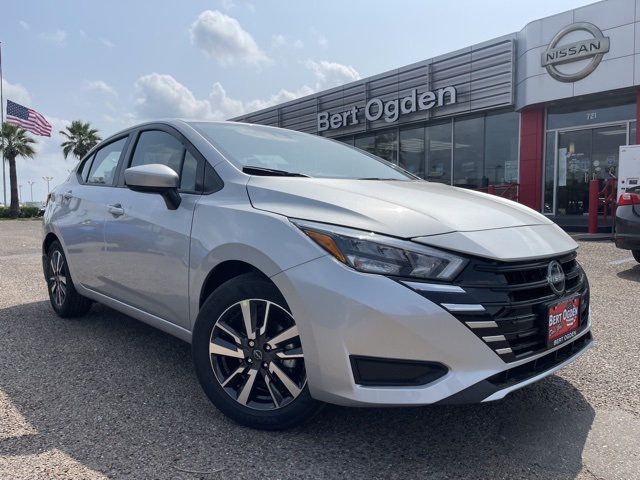 2025 Nissan Versa Sedan SV's photo