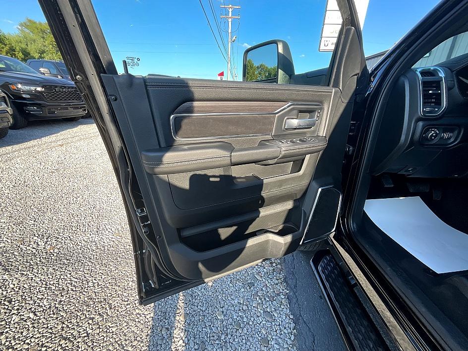2026 Ram 3500 Laramie photo 12