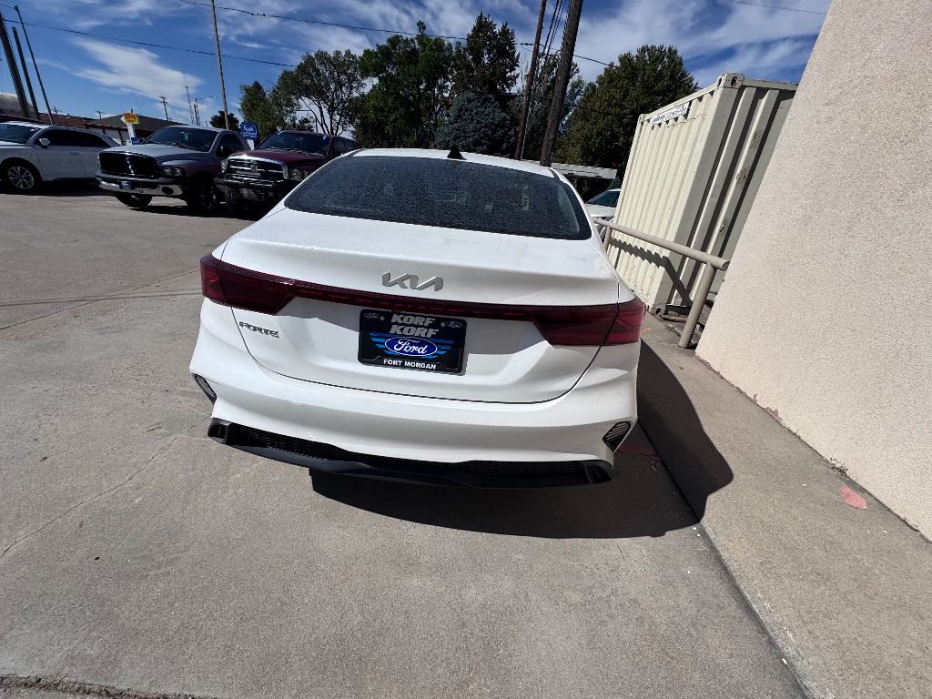 2023 Kia Forte LXS photo 6