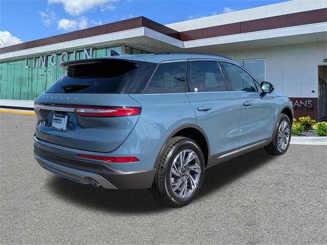 2026 Lincoln Corsair Premiere photo 2