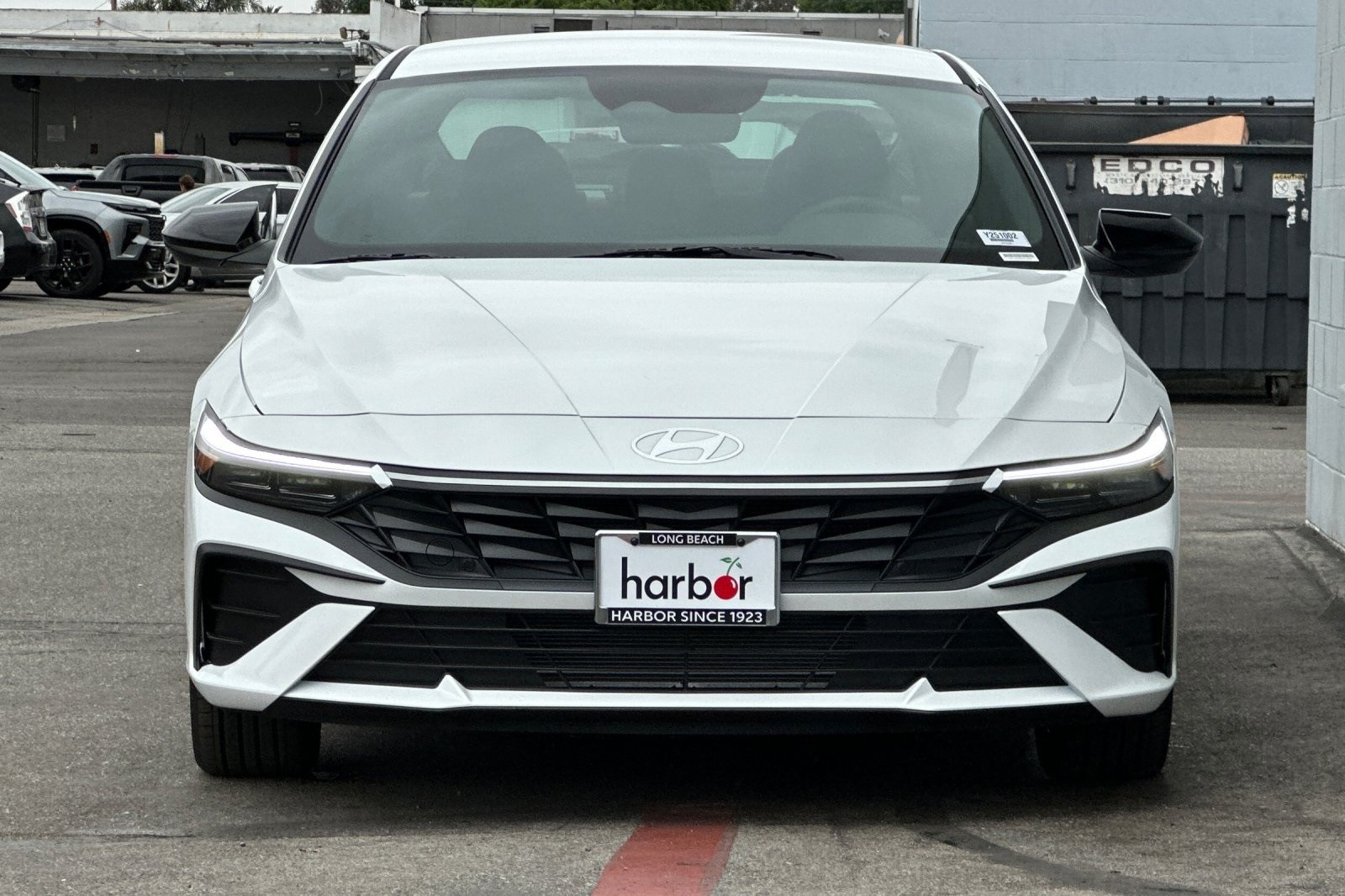 2025 Hyundai Elantra SEL Sport photo 8