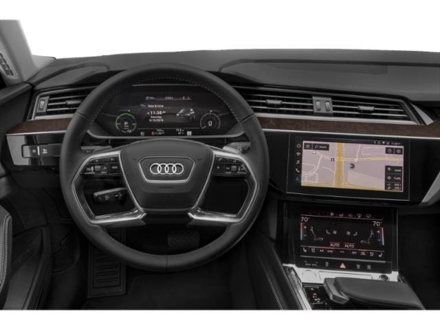 2022 Audi e-tron Premium Plus photo 9
