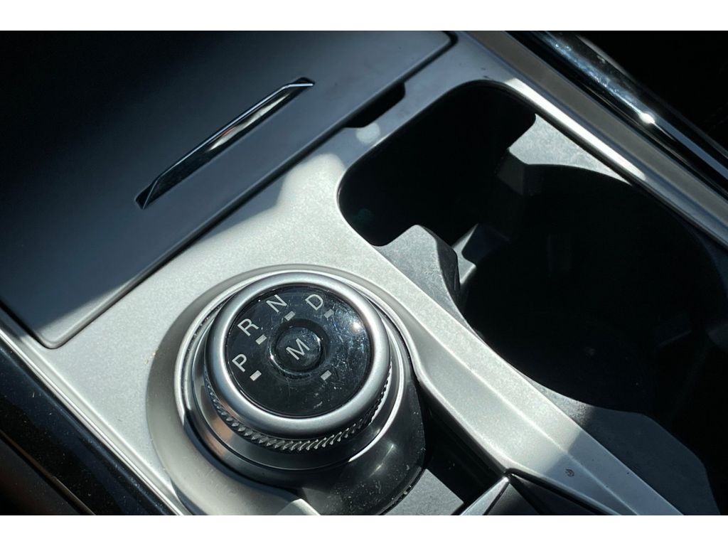 2023 Ford Explorer ST photo 34