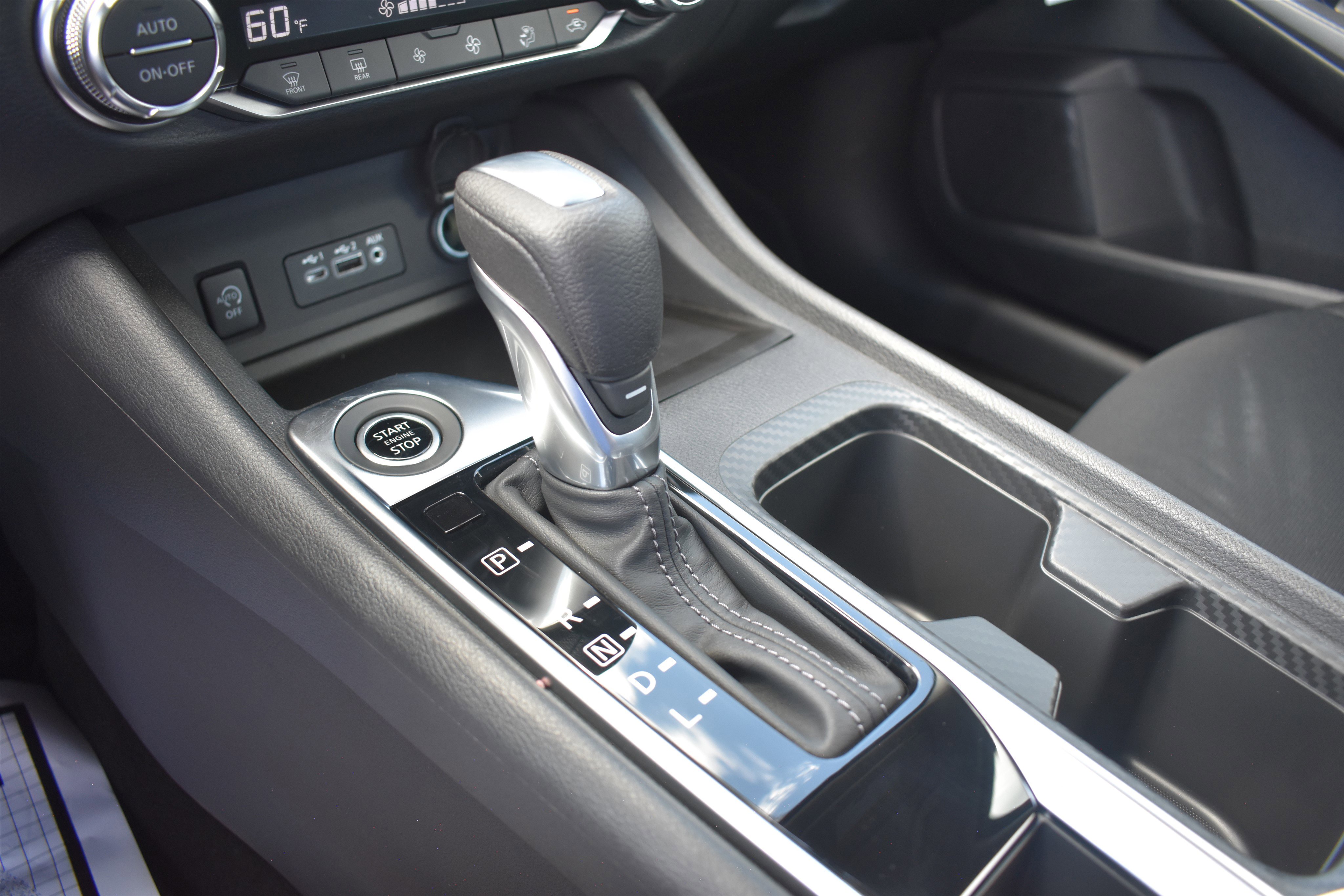 2025 Nissan Sentra SV photo 14