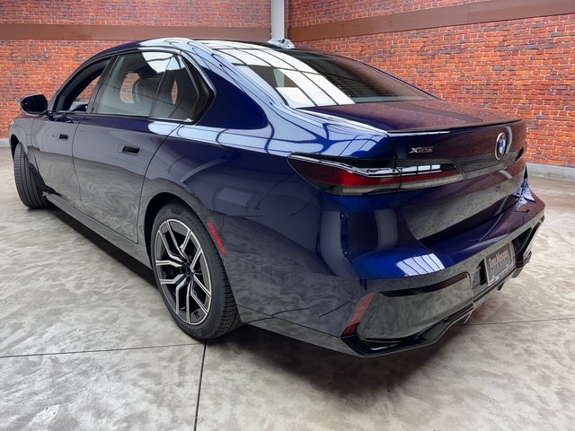 2026 Bmw 740i xDrive photo 3