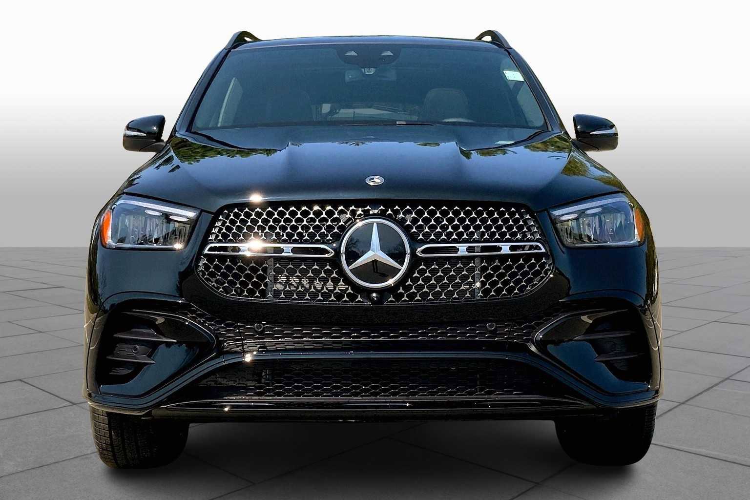2026 Mercedes Benz GLE 450 4MATIC photo 3