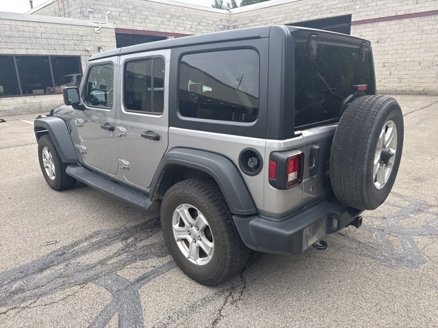 2018 Jeep Wrangler Unlimited Sport S photo 3
