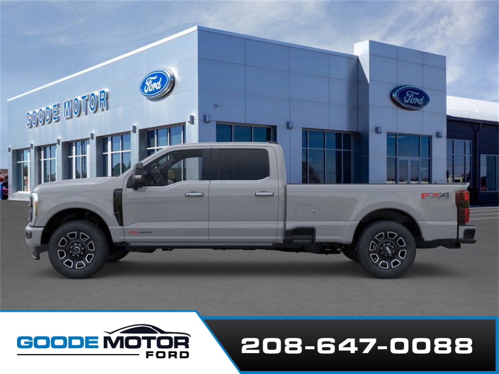 2025 Ford F-350 Platinum photo 3
