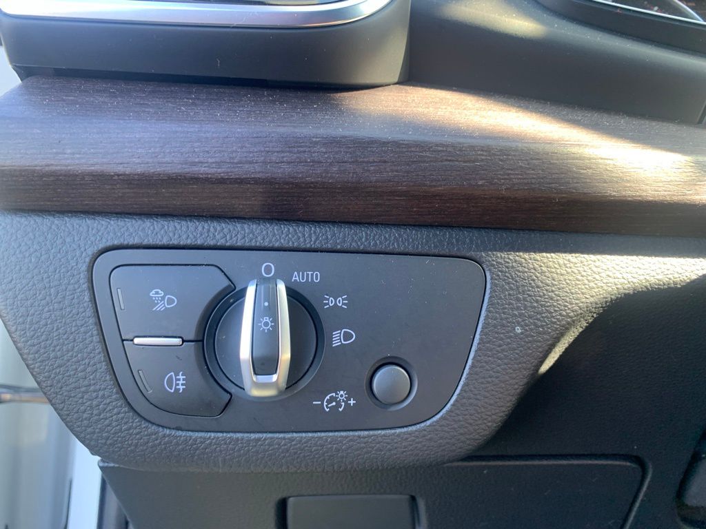 2021 Audi Q5 Premium 45 TFSI photo 13