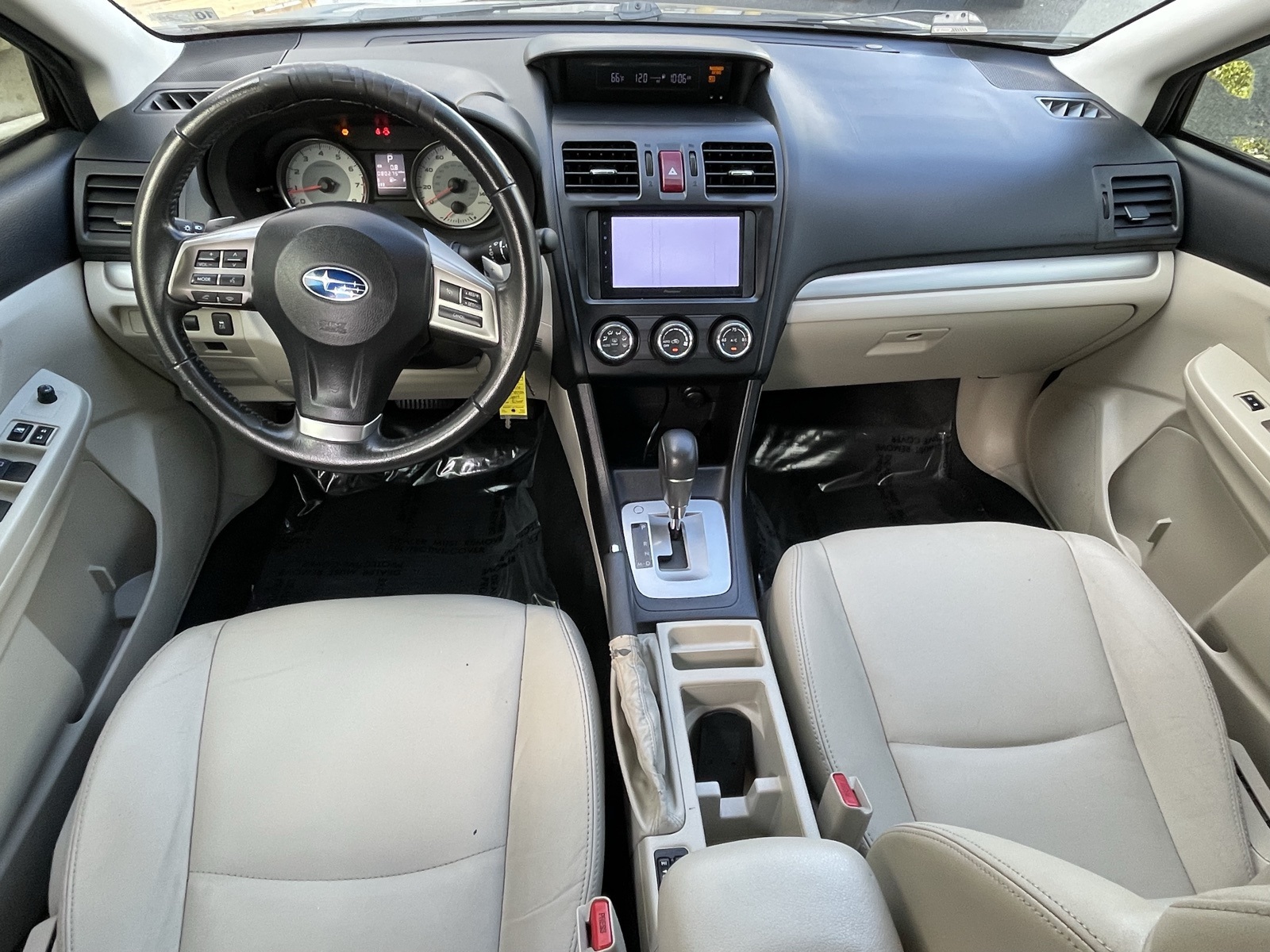 2014 Subaru Impreza 2.0i Sport Limited photo 3