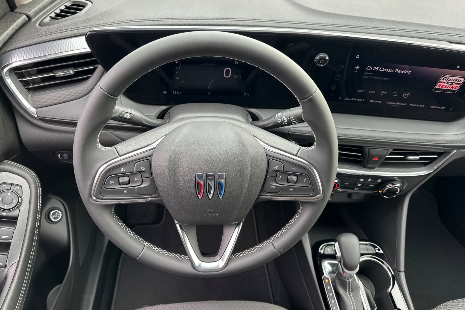 2025 Buick Encore GX Preferred photo 10