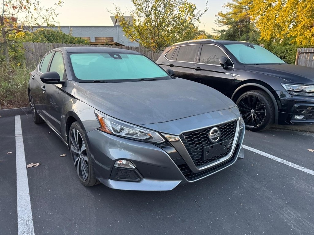 2022 Nissan Altima 2.5 SR photo 4