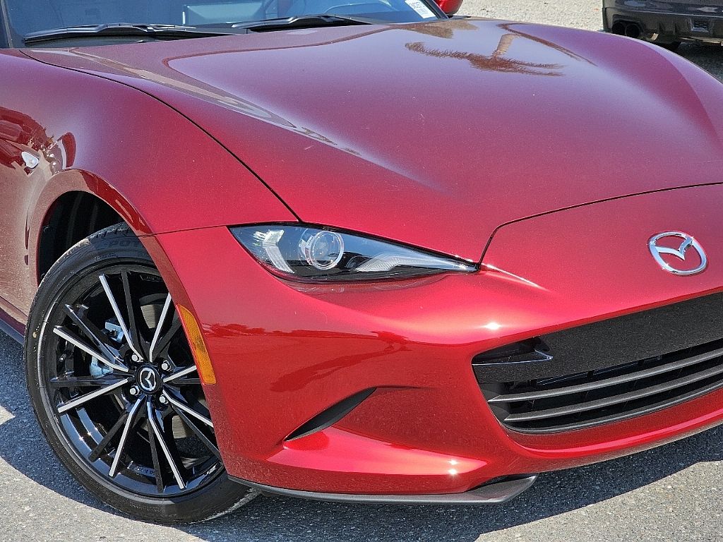2025 Mazda MX-5 Miata Miata Grand Touring photo 3