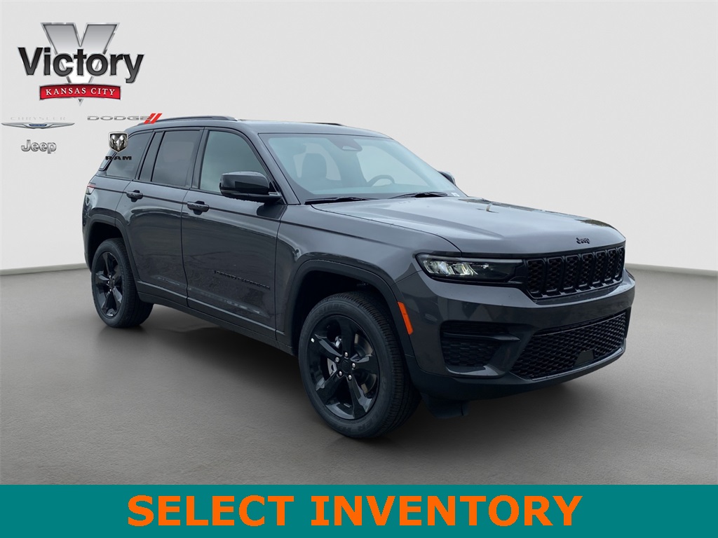 2025 Jeep Grand Cherokee Altitude's photo