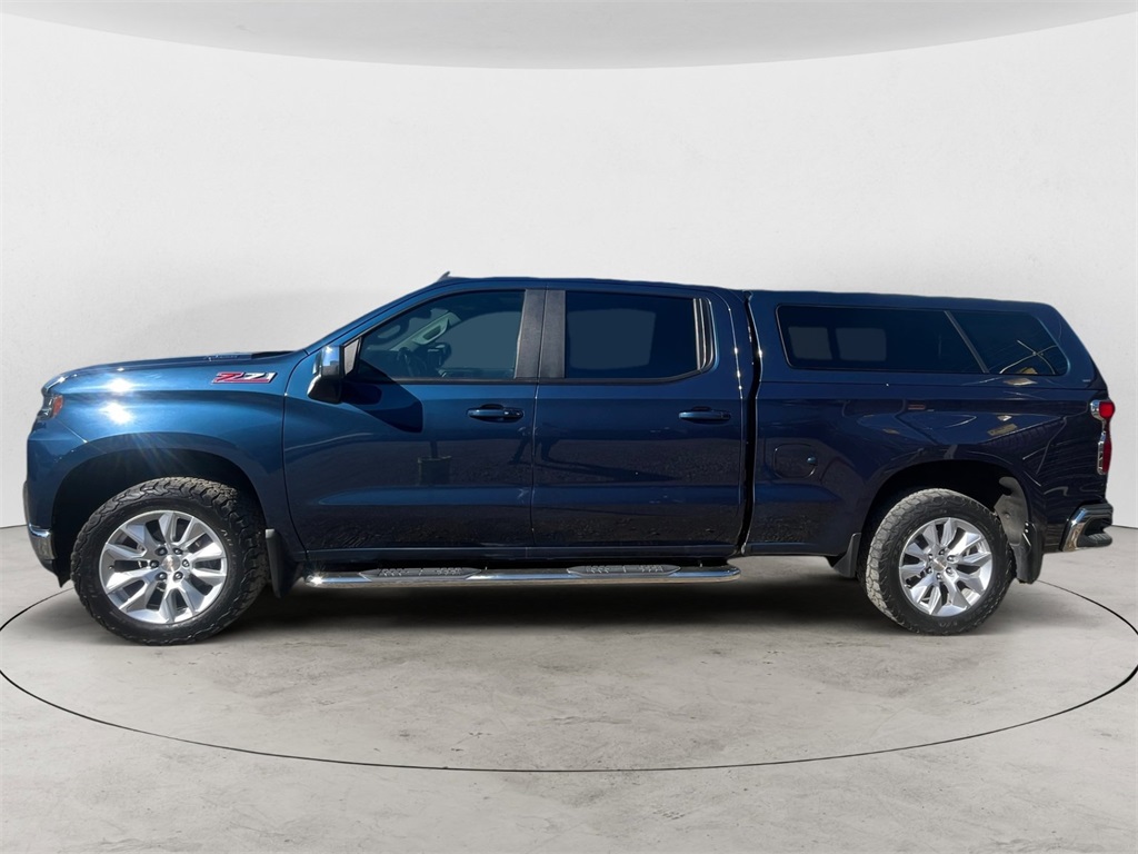 2020 Chevrolet Silverado 1500 LT photo 2