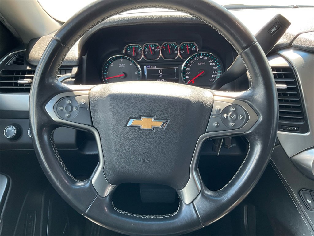 2018 Chevrolet Suburban LT photo 16