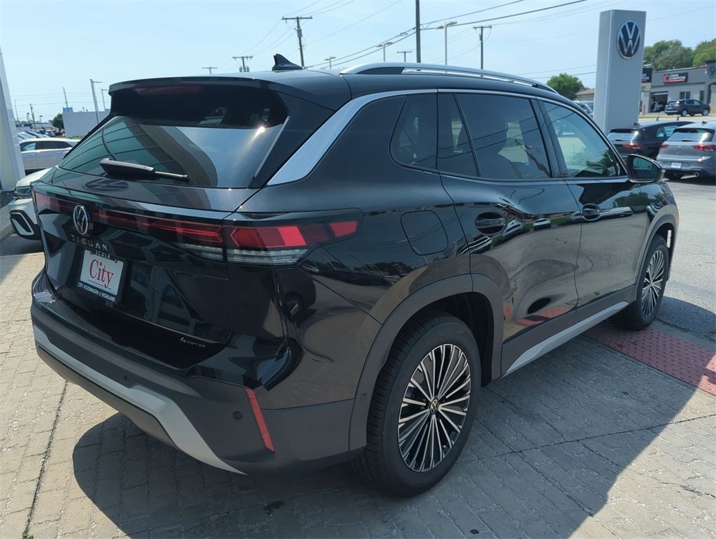 2025 Volkswagen Tiguan S photo 7