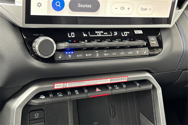 2025 Toyota Sequoia Platinum photo 23