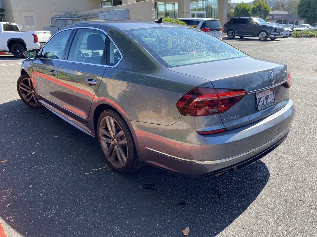 Used 2017 Gray Volkswagen 1.8T R-Line image 3