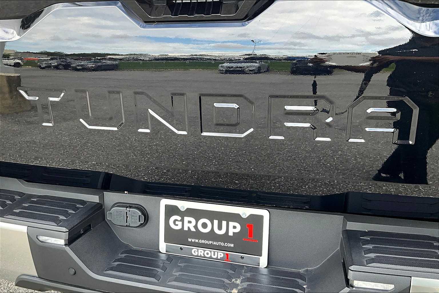 2022 Toyota Tundra Limited Double Cab photo 9