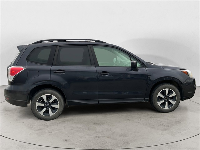 2018 Subaru Forester Premium photo 6