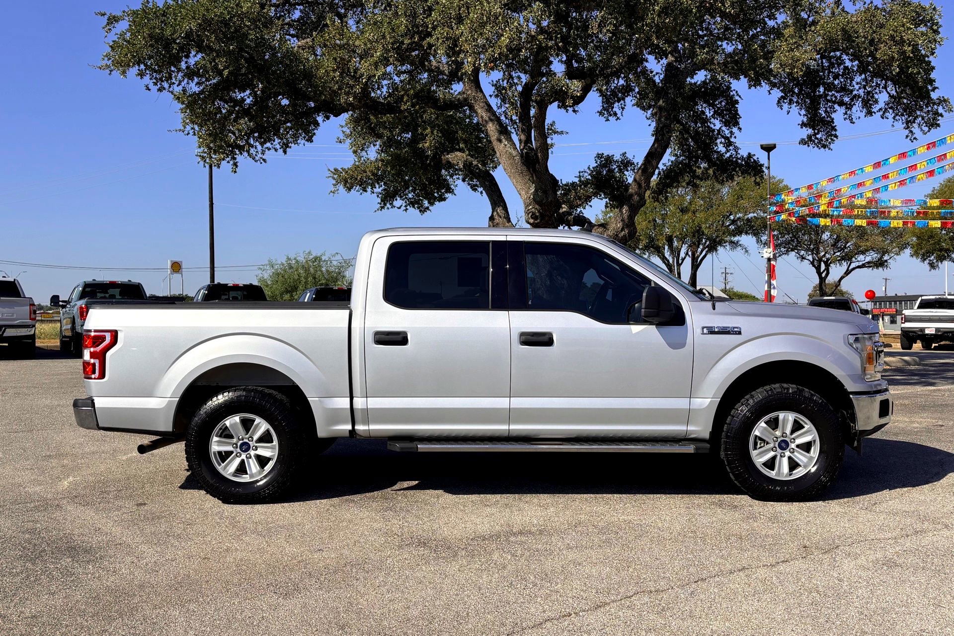 2019 Ford F-150 XLT photo 4