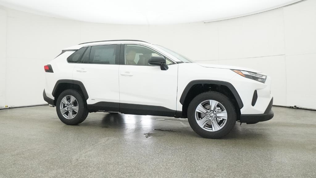 2025 Toyota RAV4 Hybrid LE photo 27