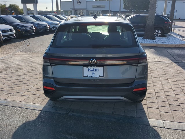2025 Volkswagen Taos S photo 4