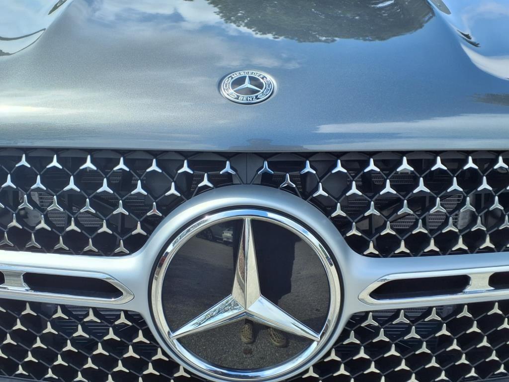2026 Mercedes Benz GLE 350 4MATIC photo 3