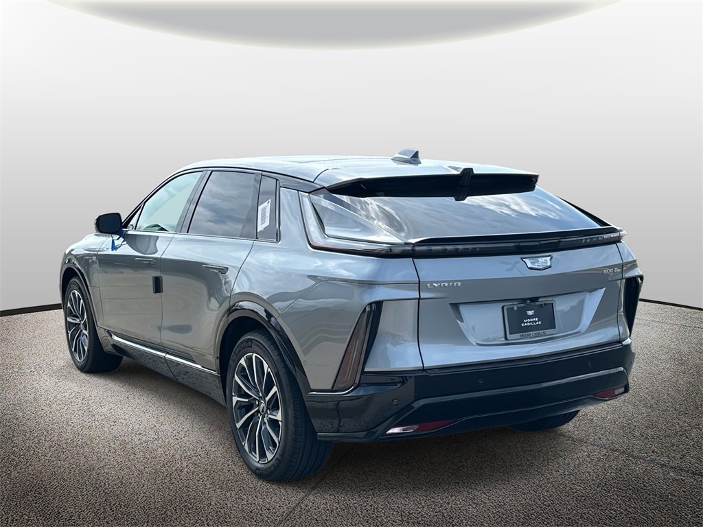 2026 Cadillac Lyriq Sport photo 4