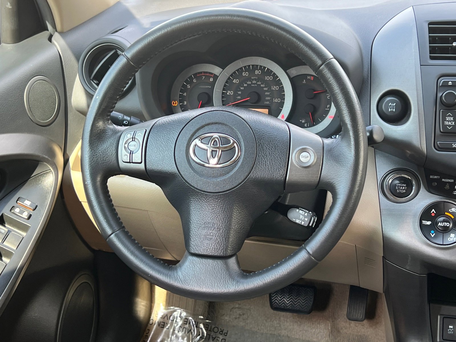 2012 Toyota RAV4 Limited photo 17