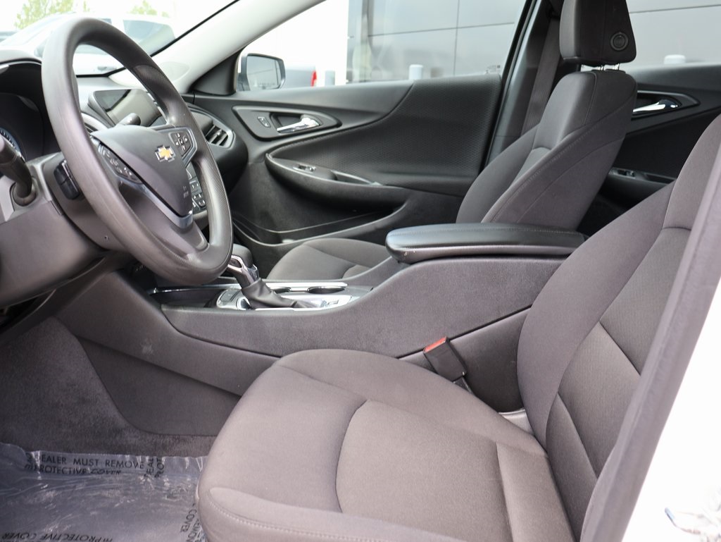 2023 Chevrolet Malibu 1LT photo 21
