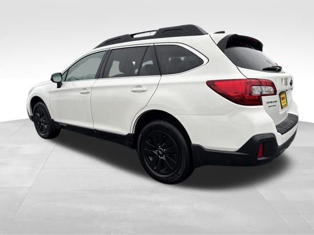 2019 Subaru Outback Premium photo 3